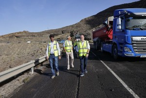 Asfalto nuevo para La Aldea y Mogn el Cabildo destina 1,2 millones de euros a la renovacin de la carretera