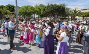 Mogn celebra el Da de Canarias con talleres de folclore, artesana, y Baile de Taifas  